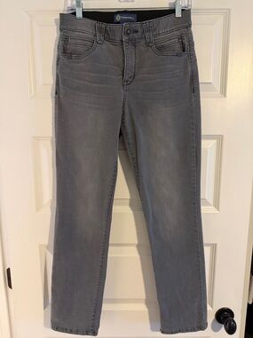 Democracy Straight Leg Jeans in Washed Gray
